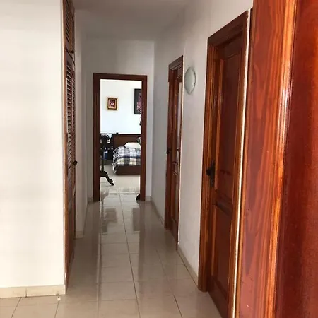 Ocean View Penthouse Apartman *
